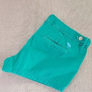Abercrombie & Fitch Green Bermudas Cotton Blend